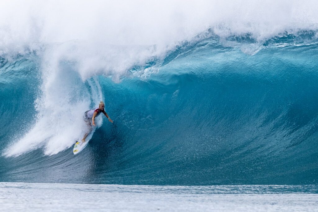 Tatiana at Pipeline